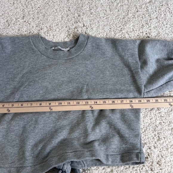 T by Alexander Wang Women Size Small Gray Crop Cutout Back Tie Sweatshirt - Picture 5 of 6